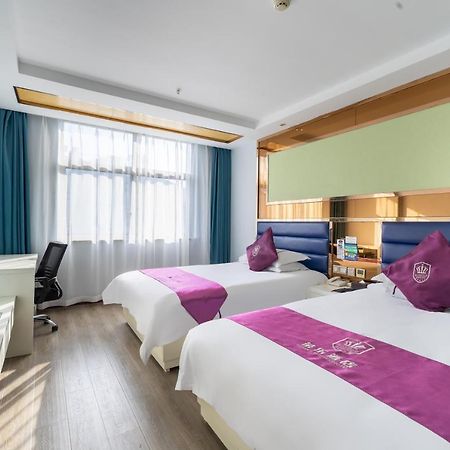 Rongle Business Hotel Yiwu  Dış mekan fotoğraf