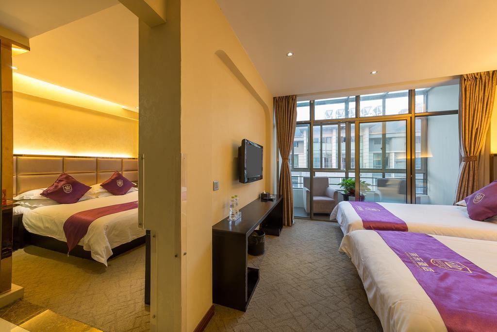 Rongle Business Hotel Yiwu  Dış mekan fotoğraf