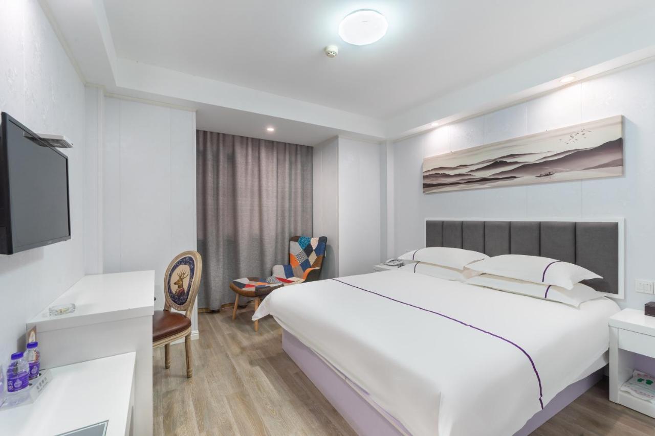 Rongle Business Hotel Yiwu  Dış mekan fotoğraf