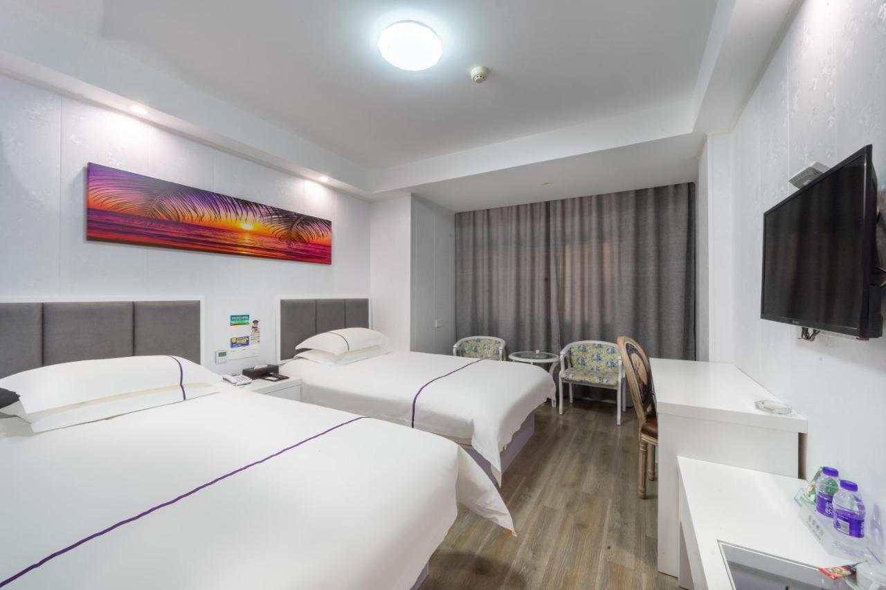 Rongle Business Hotel Yiwu  Dış mekan fotoğraf