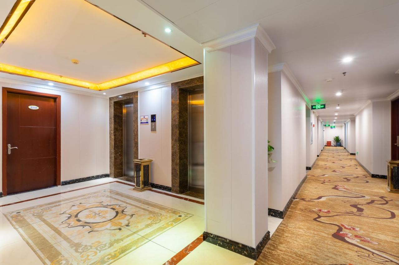 Rongle Business Hotel Yiwu  Dış mekan fotoğraf